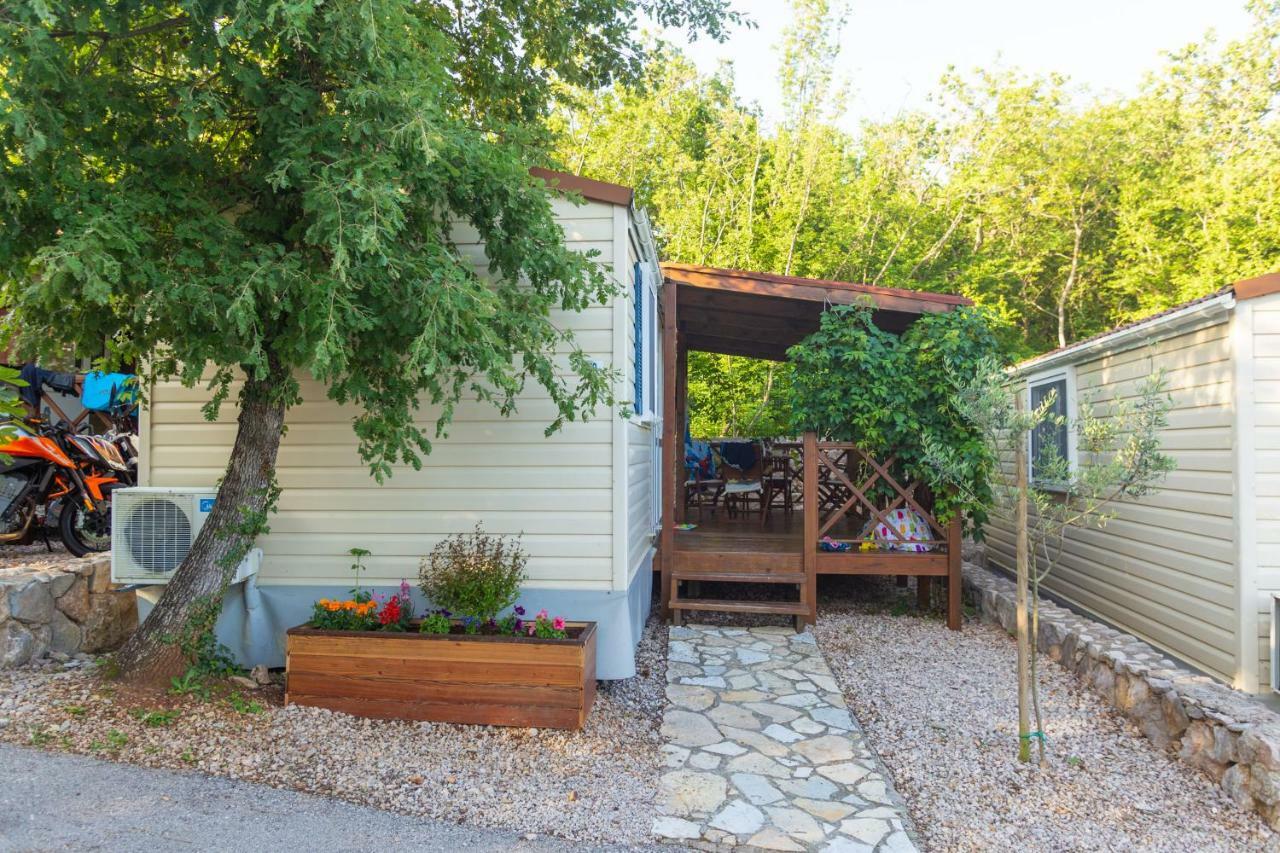 Krk Mobile Homes Klimno Exterior photo