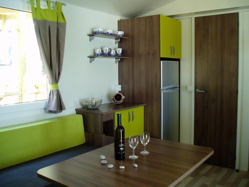 Krk Mobile Homes Klimno Exterior photo